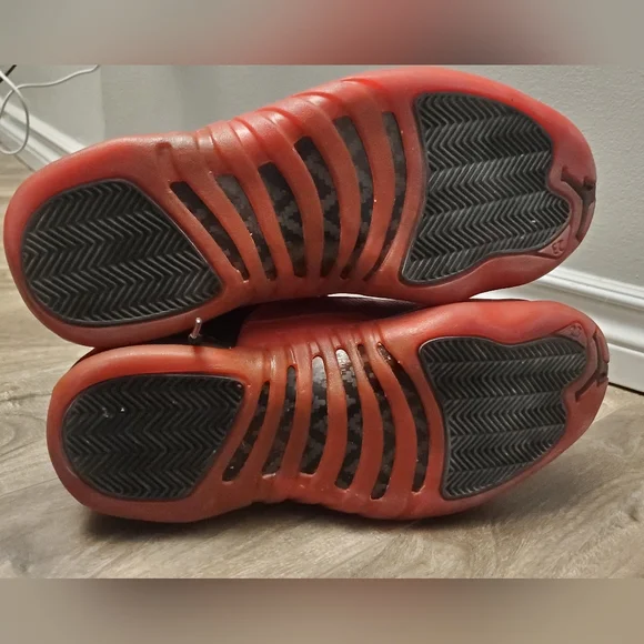 AUTHENTIC 1997 OG Nike Air Jordan 12 - Flu Game - size 10 - Picture 3 of 9